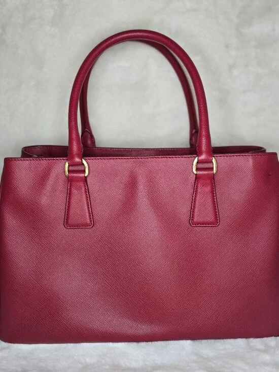 Prada Galleria Lux red Saffiano - Picture 3 of 16